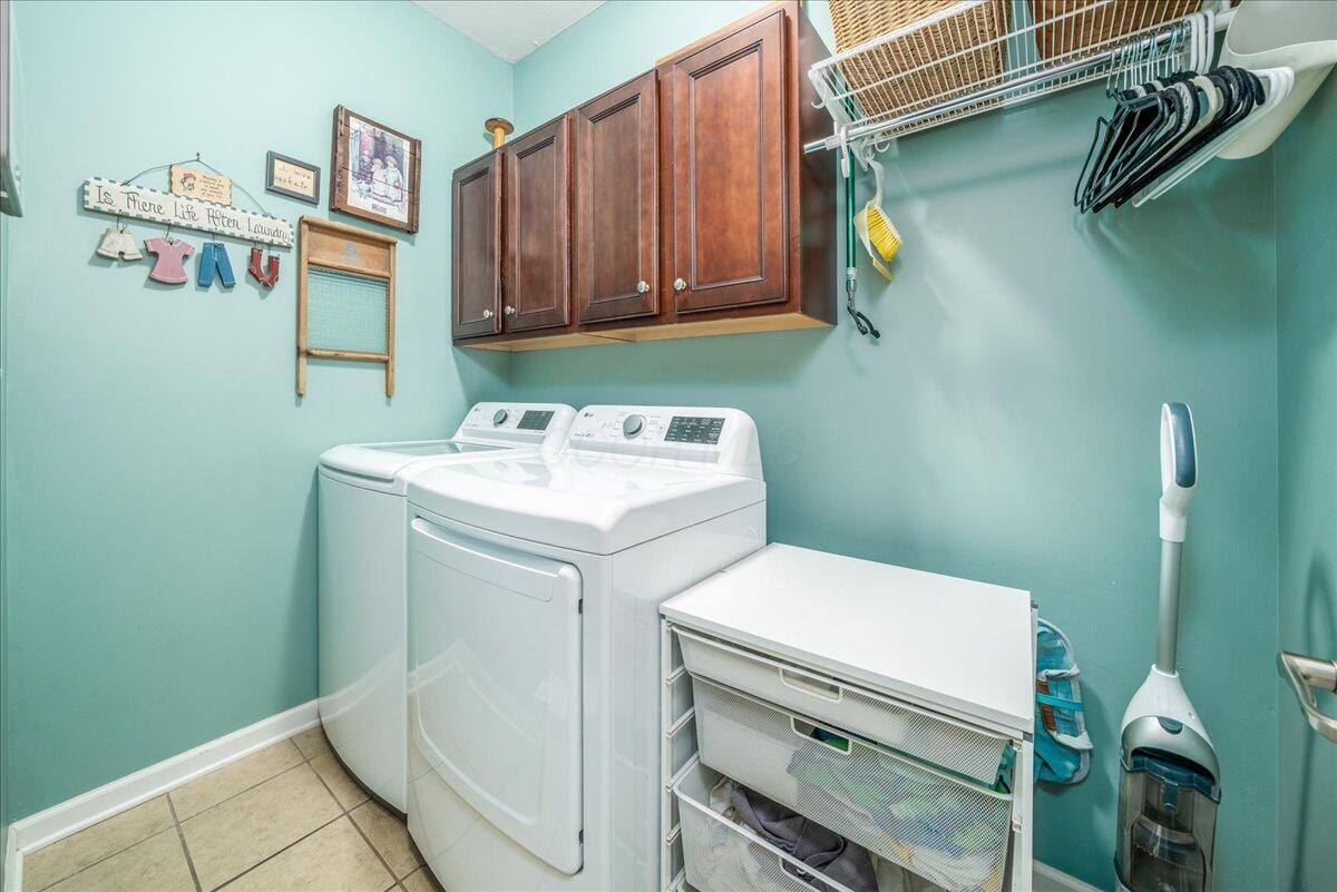 3272 Belstead Drive, Grove City, Ohio image 30