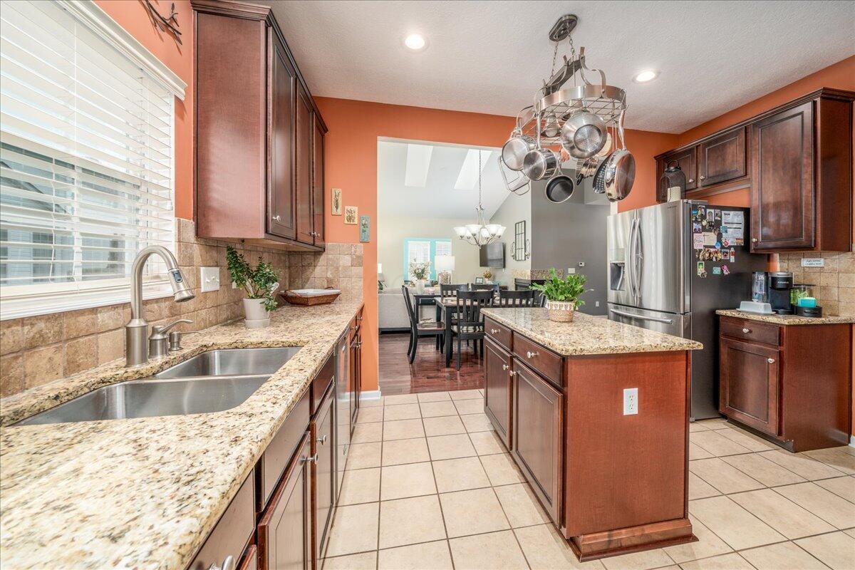 3272 Belstead Drive, Grove City, Ohio image 14