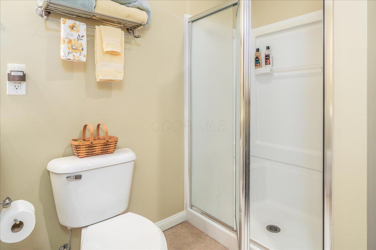 3272 Belstead Drive, Grove City, Ohio image 36
