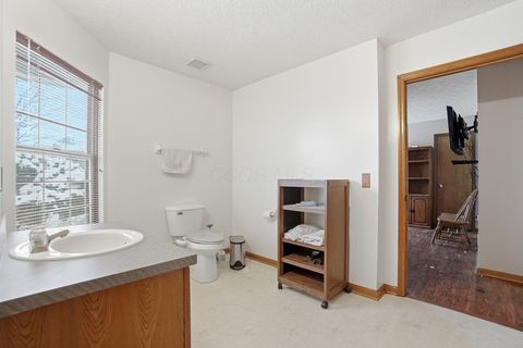 Tiny photo for 2174 Birdfoot Lane, Grove City, OH 43123 (MLS # 225044821)