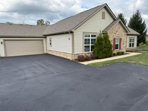 Tiny photo for 104 Colonial Woods Drive 4 #4, Mount Vernon, OH 43050 (MLS # 225037368)