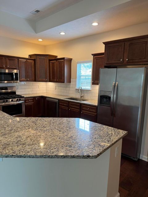 Tiny photo for 104 Colonial Woods Drive 4 #4, Mount Vernon, OH 43050 (MLS # 225037368)