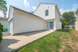2564 Hickory Pine Lane, Grove City, Ohio image 9