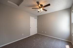 2564 Hickory Pine Lane, Grove City, Ohio image 27