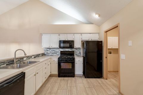 Tiny photo for 82 Abbeycross Lane, Westerville, OH 43082 (MLS # 225044194)