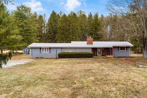 Photo of 14509 State Route 664 S, Logan, OH 43138 (MLS # 226006077)