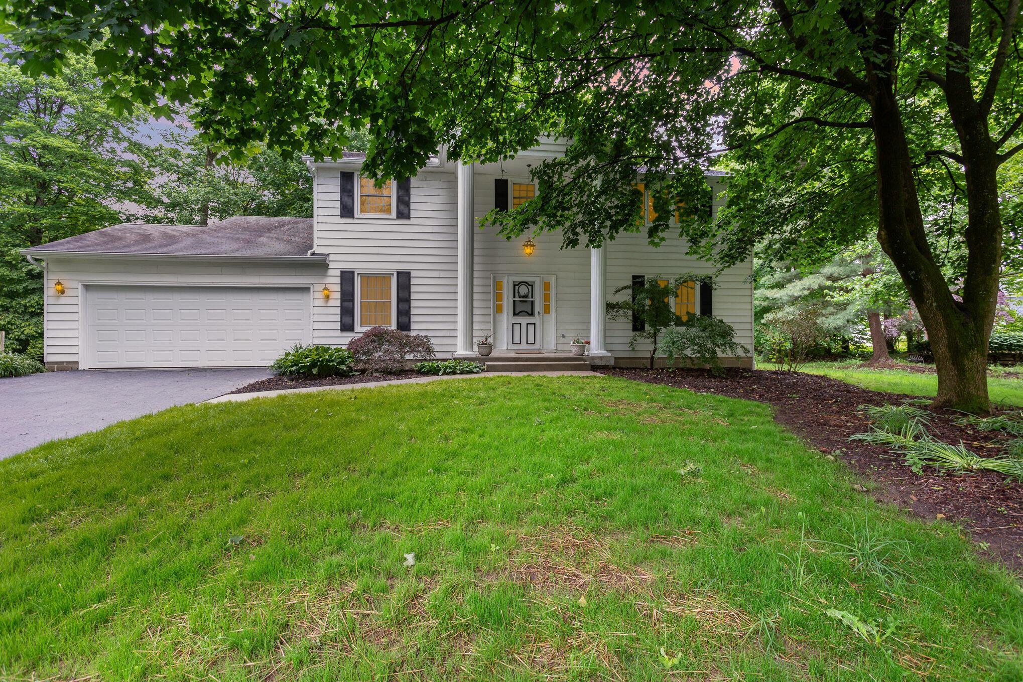 8723 Ramblewood Court, Pickerington, Ohio image 2