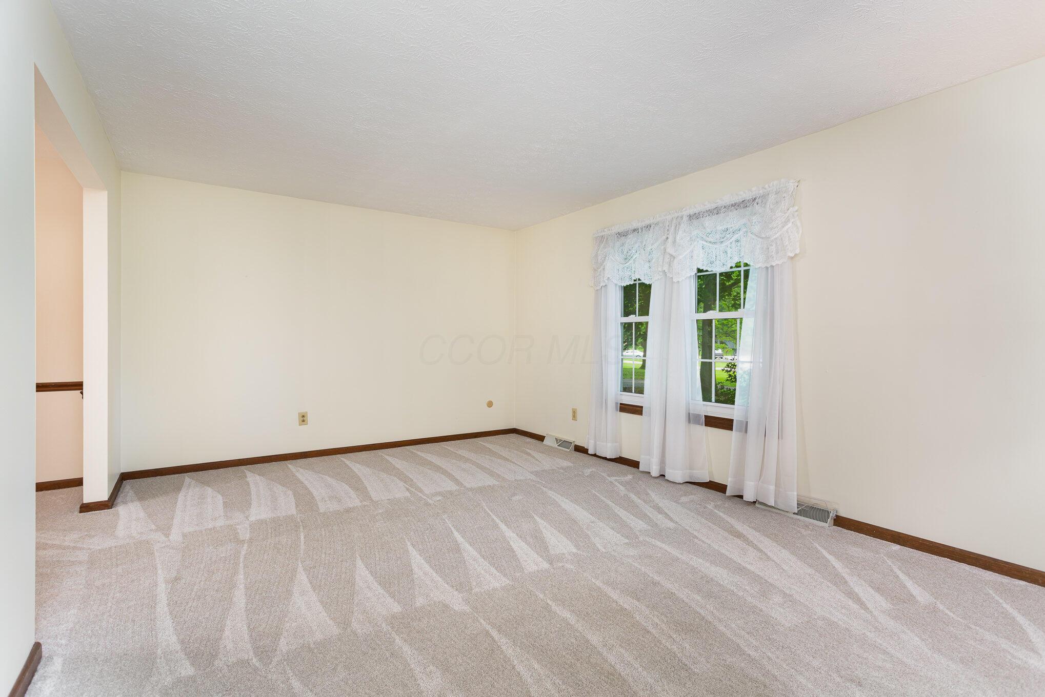8723 Ramblewood Court, Pickerington, Ohio image 10