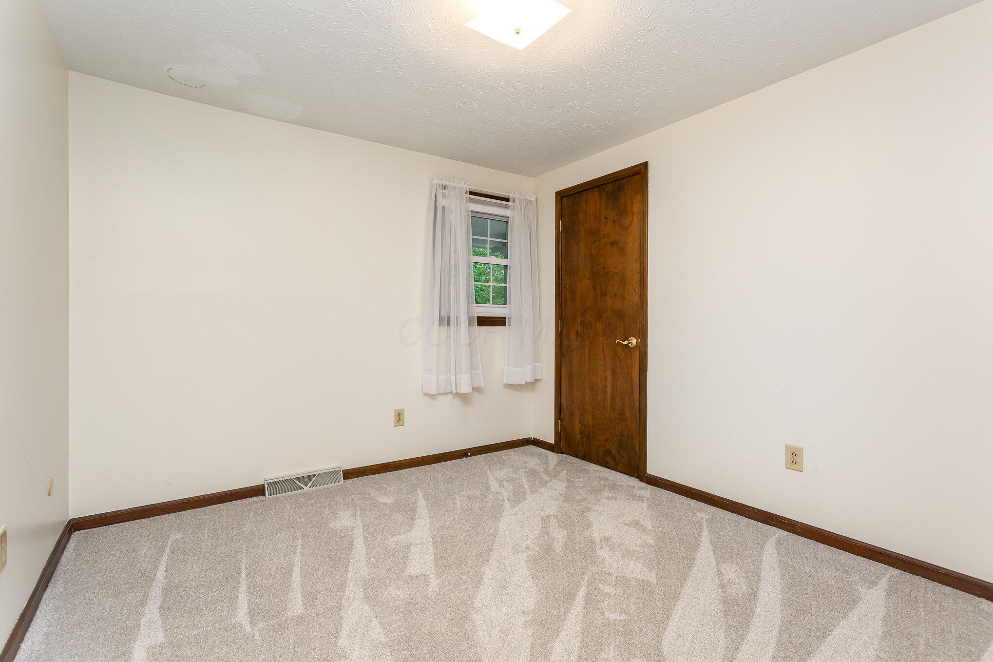 8723 Ramblewood Court, Pickerington, Ohio image 27
