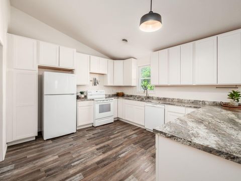 Tiny photo for 704 E Columbus Street, Kenton, OH 43326 (MLS # 226019458)