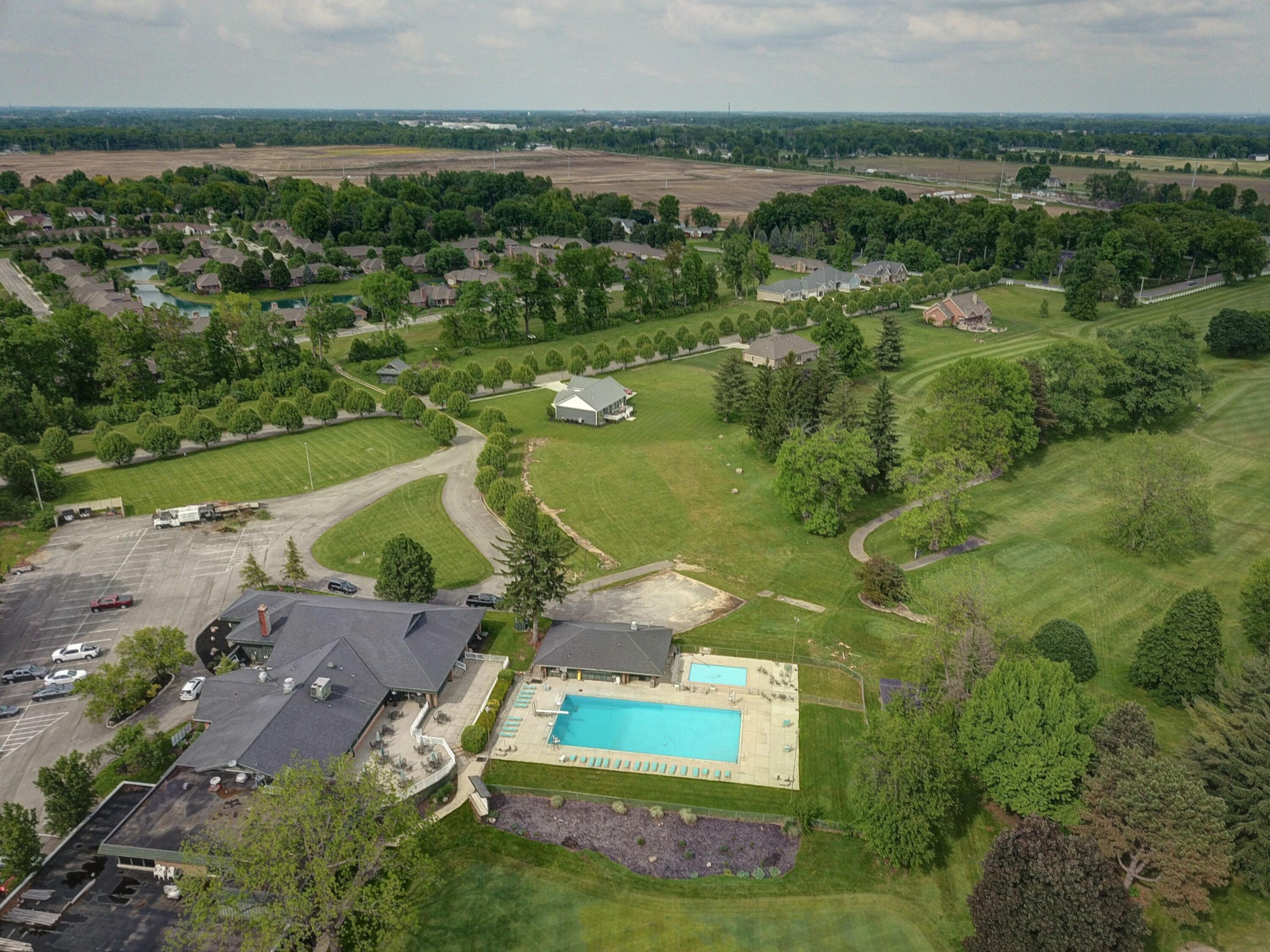 1467 Marion Country Club Drive, Marion, Ohio image 9