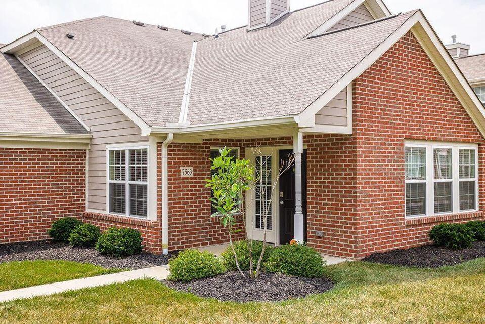 7563 Cherry Brook Drive, Reynoldsburg, Ohio image 1
