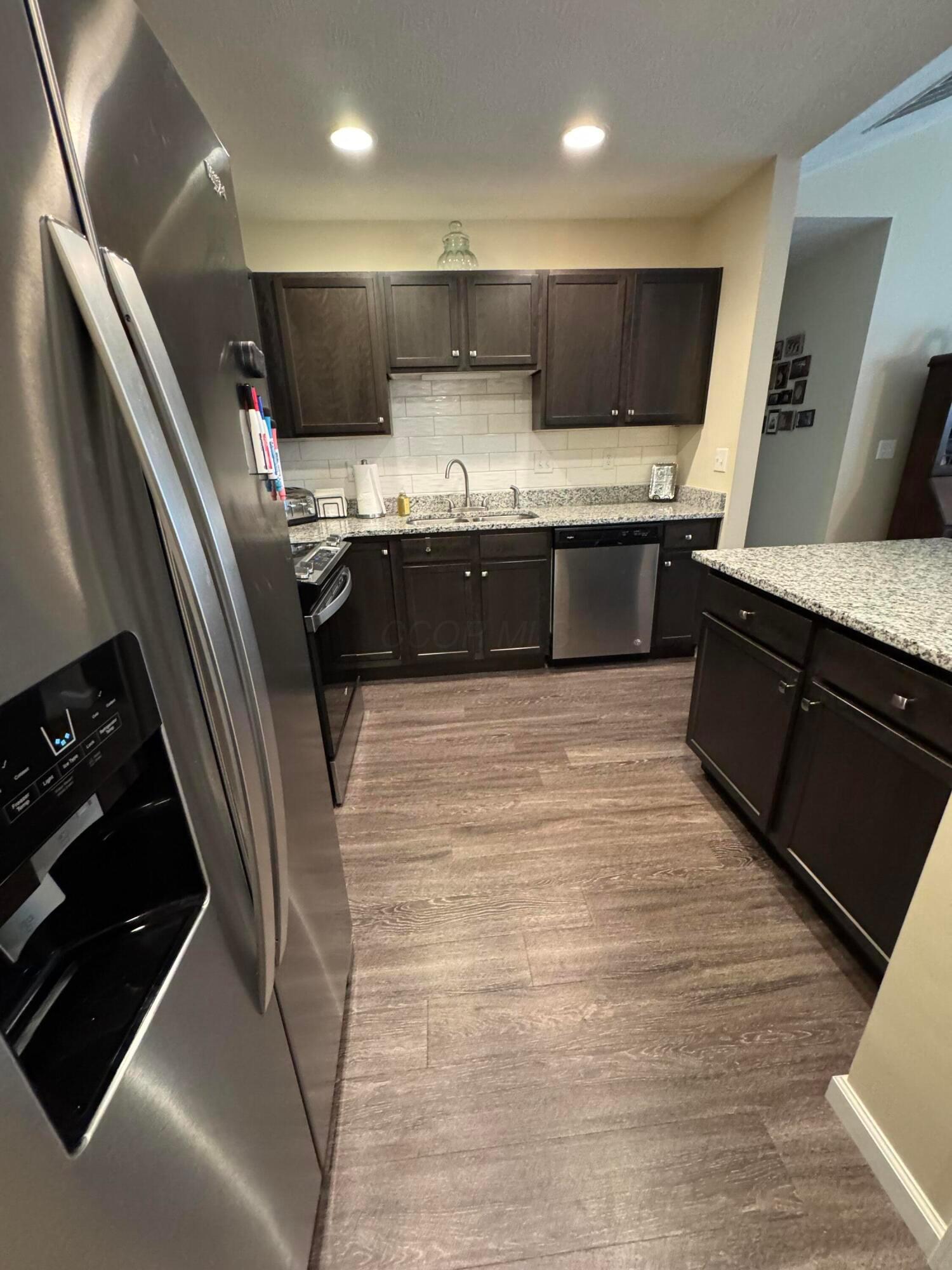 7563 Cherry Brook Drive, Reynoldsburg, Ohio image 23