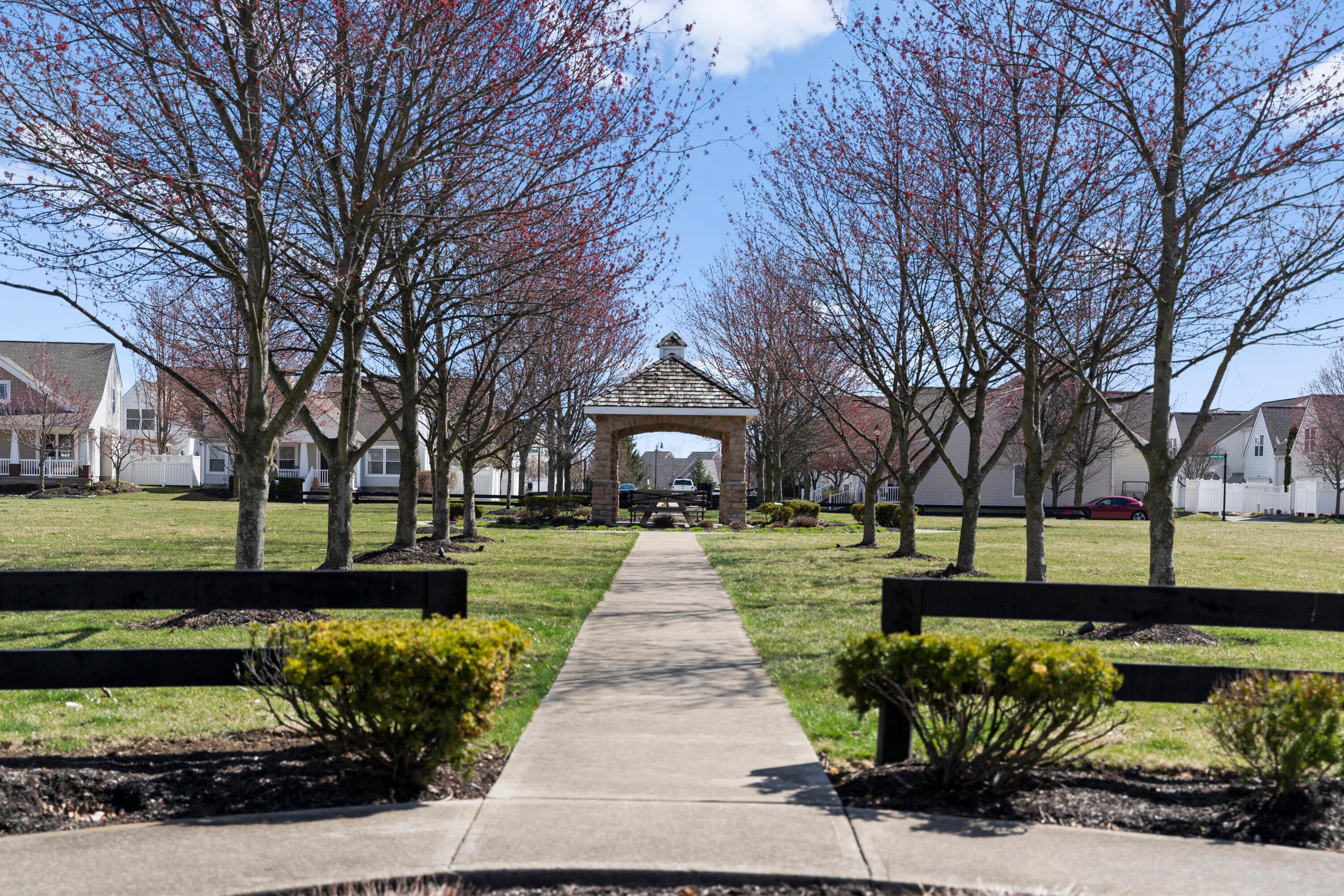 4545 Grand Strand Drive, Grove City, Ohio image 38