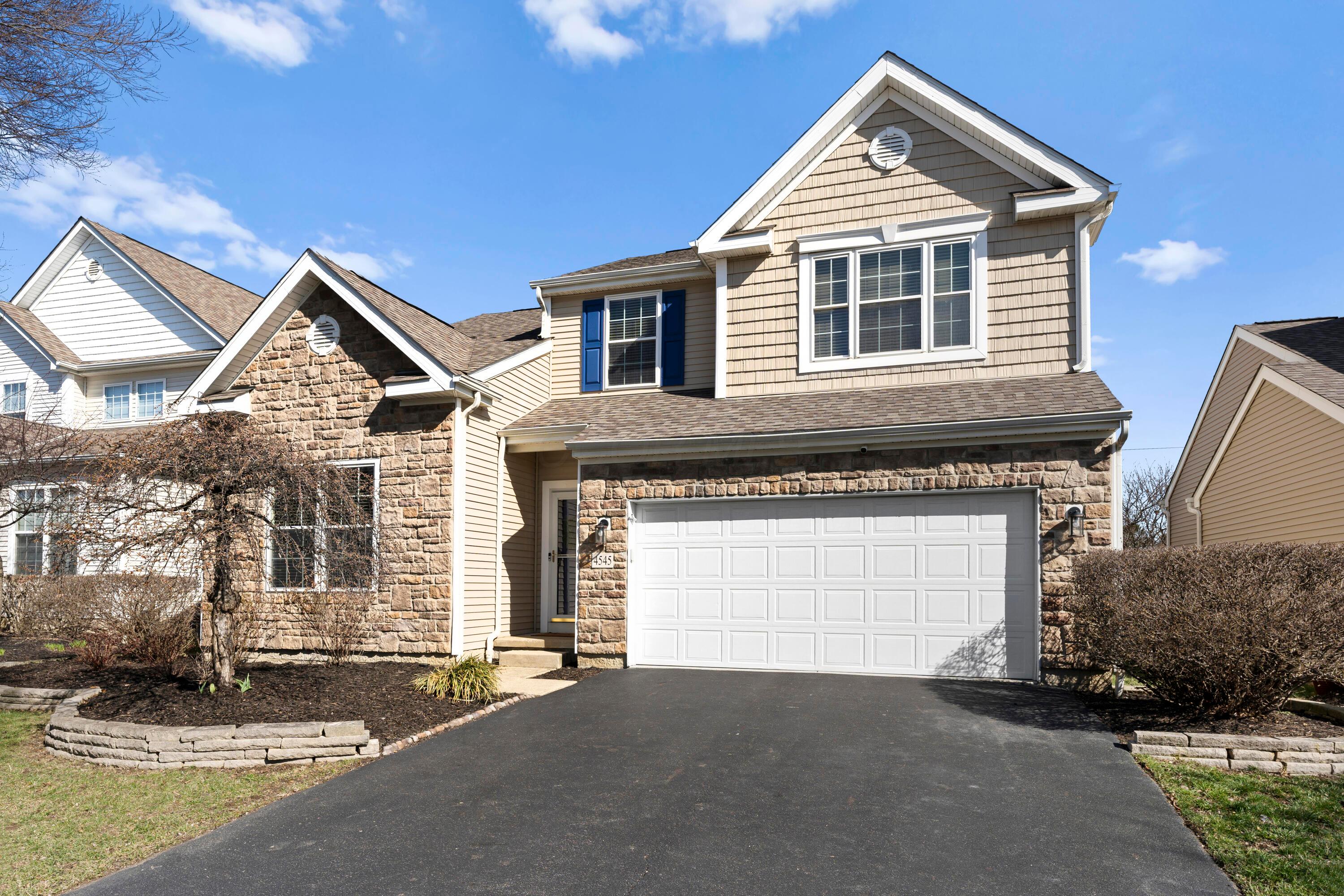 4545 Grand Strand Drive, Grove City, Ohio image 3