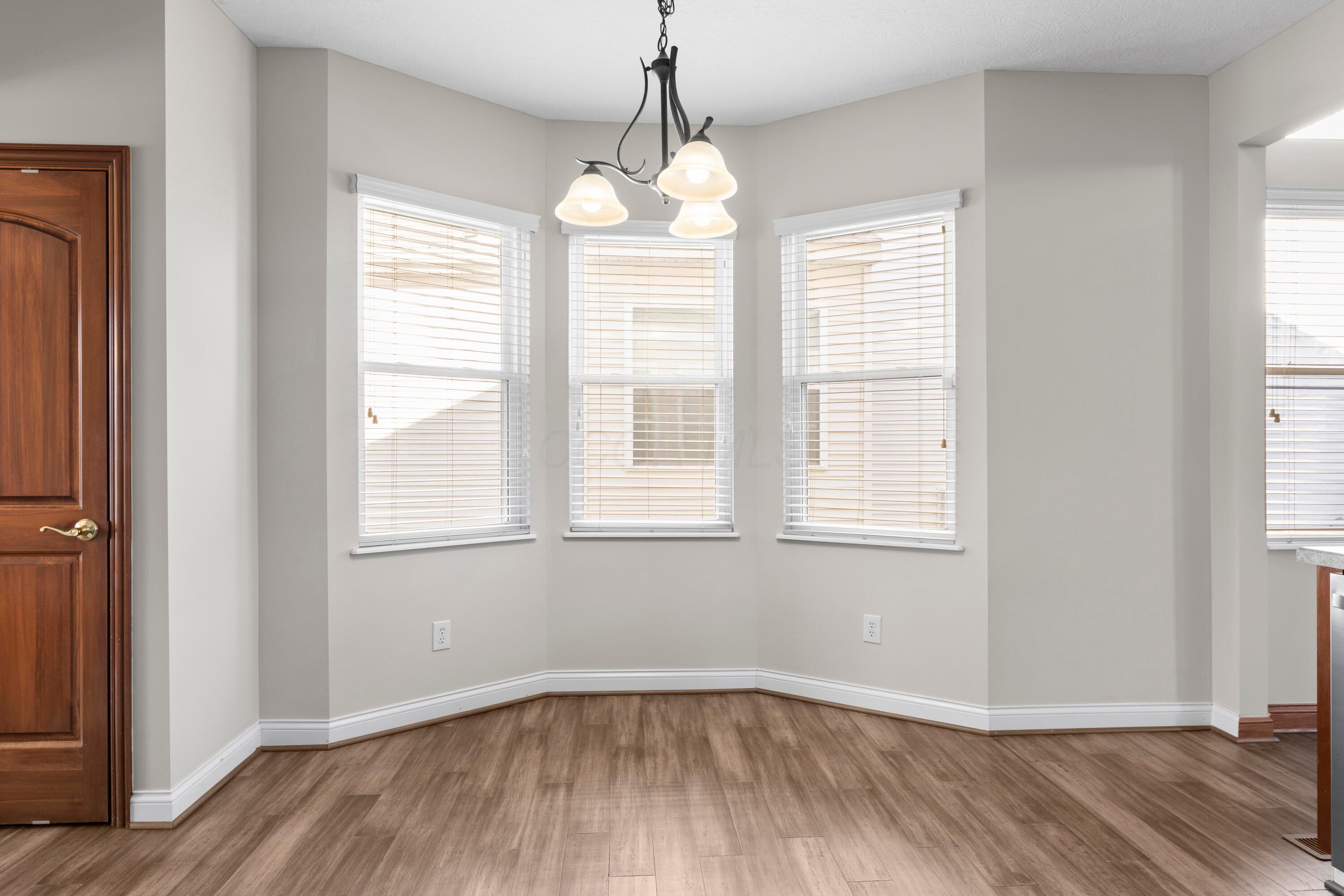 4545 Grand Strand Drive, Grove City, Ohio image 11