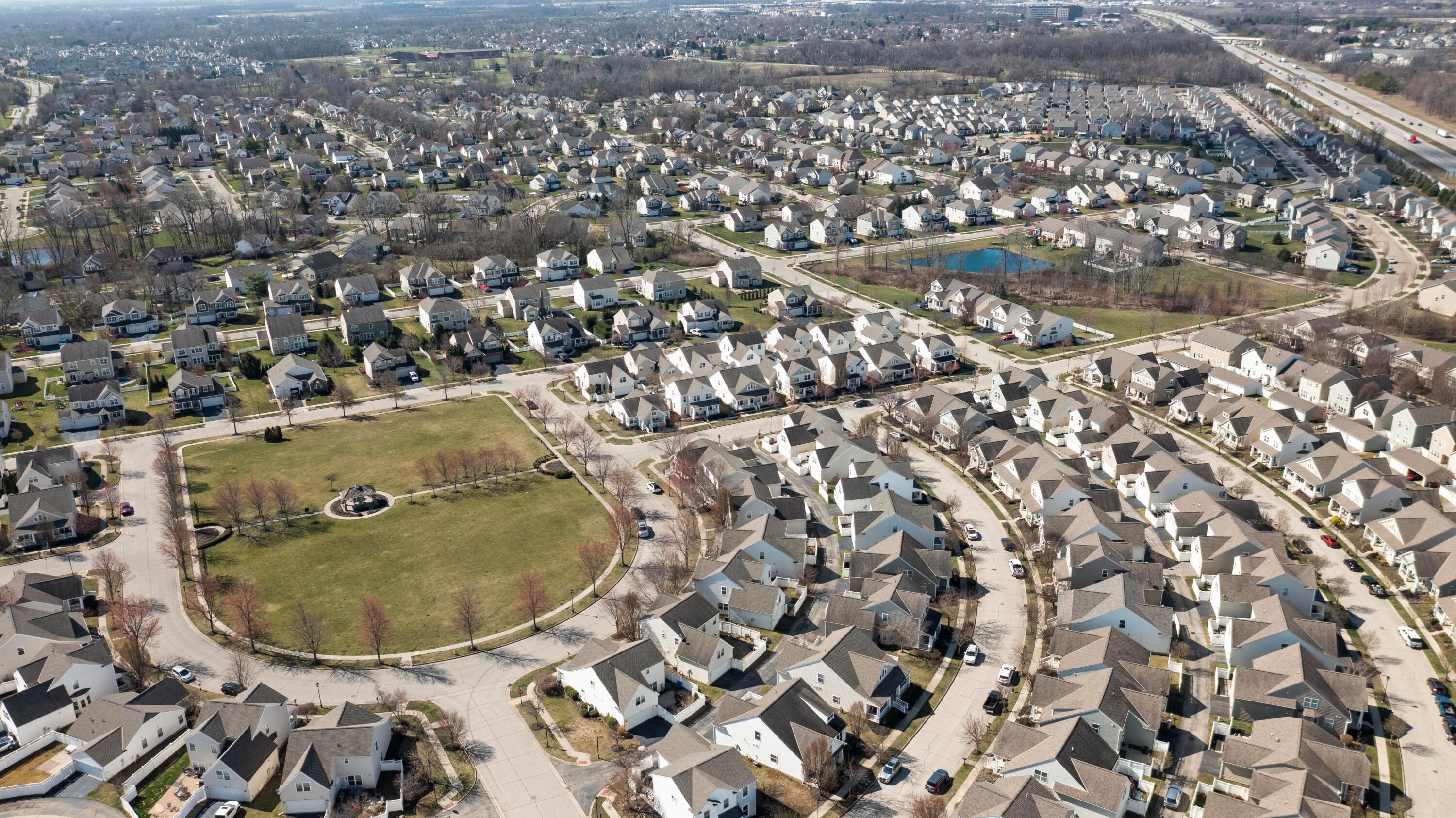 4545 Grand Strand Drive, Grove City, Ohio image 42