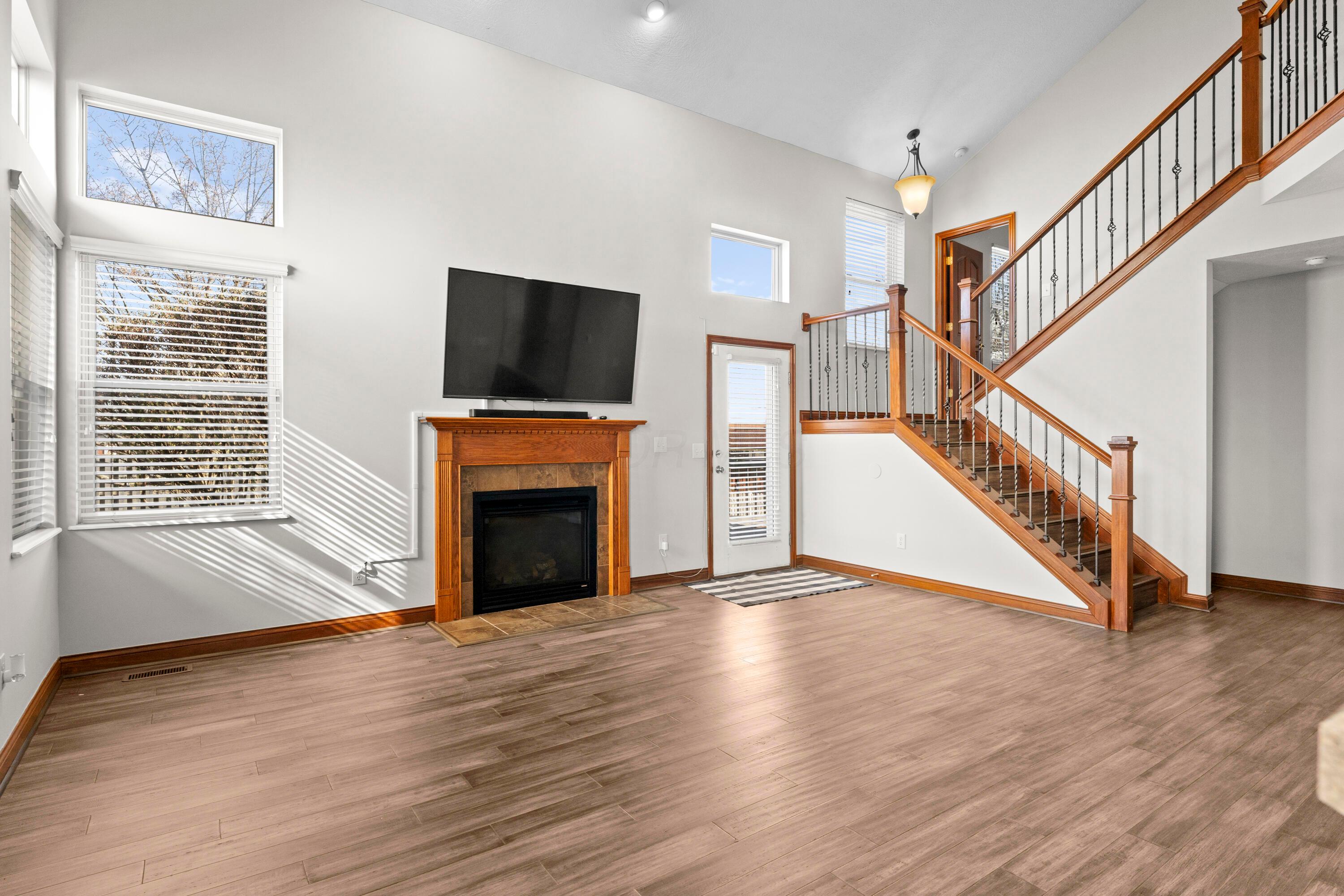 4545 Grand Strand Drive, Grove City, Ohio image 12
