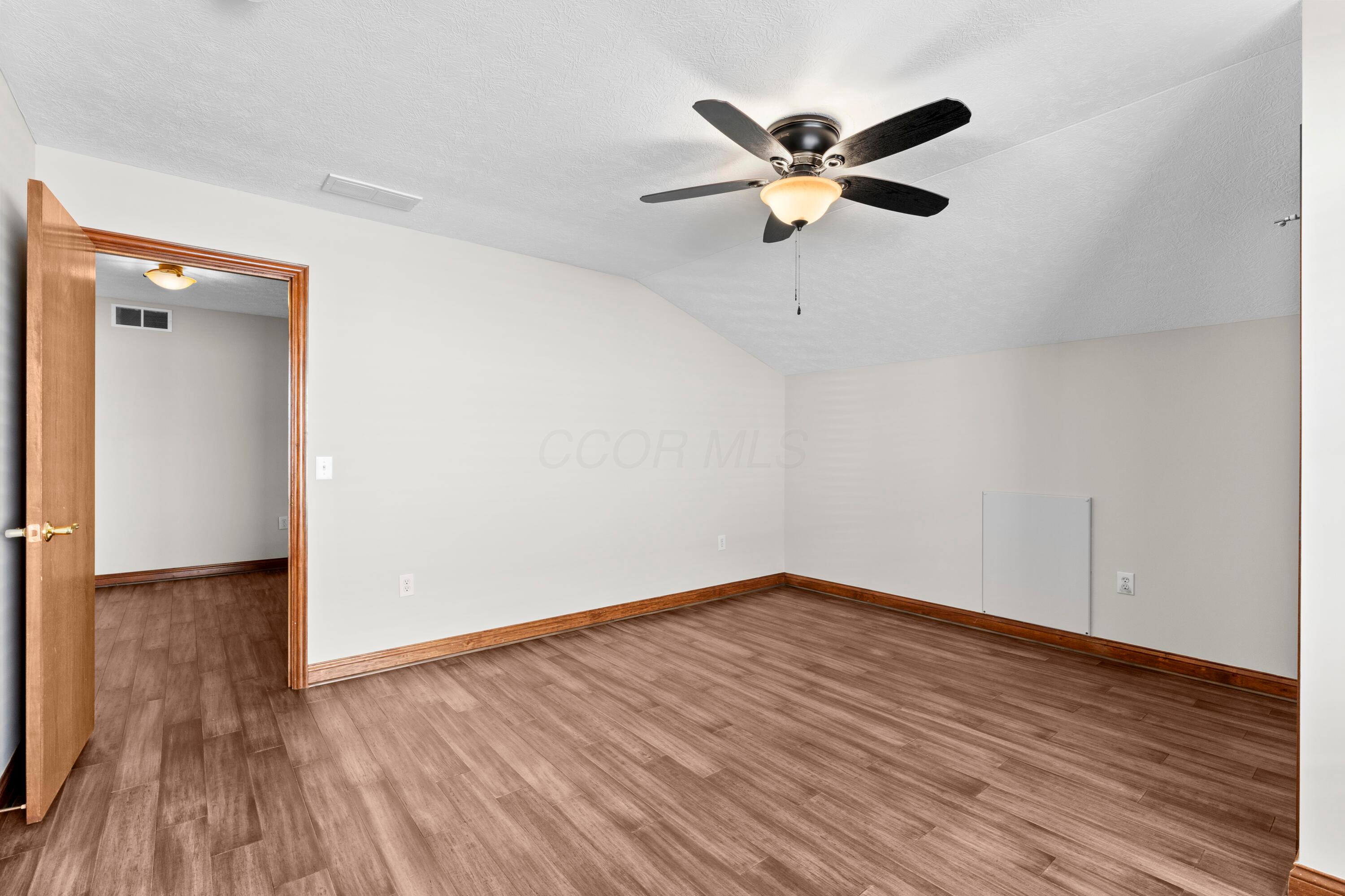 4545 Grand Strand Drive, Grove City, Ohio image 27