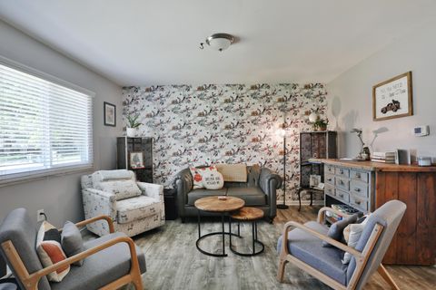 Tiny photo for 2055 Flanders Court, Columbus, OH 43235 (MLS # 226022920)
