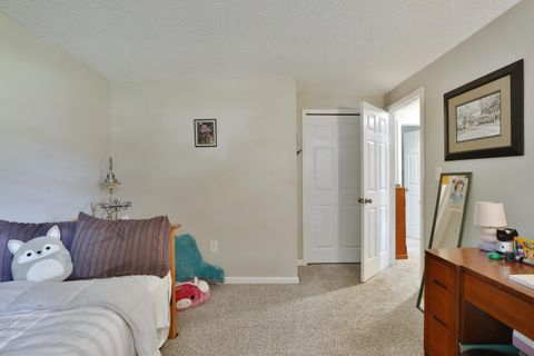 Tiny photo for 2055 Flanders Court, Columbus, OH 43235 (MLS # 226022920)