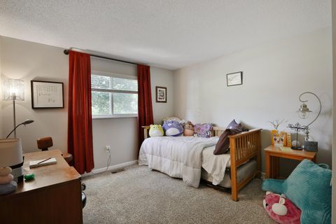 Tiny photo for 2055 Flanders Court, Columbus, OH 43235 (MLS # 226022920)