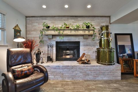 Tiny photo for 2055 Flanders Court, Columbus, OH 43235 (MLS # 226022920)