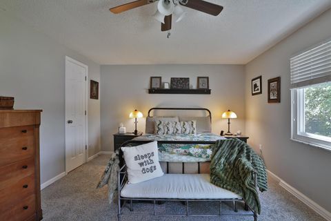 Tiny photo for 2055 Flanders Court, Columbus, OH 43235 (MLS # 226022920)