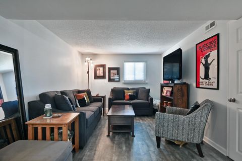 Tiny photo for 2055 Flanders Court, Columbus, OH 43235 (MLS # 226022920)