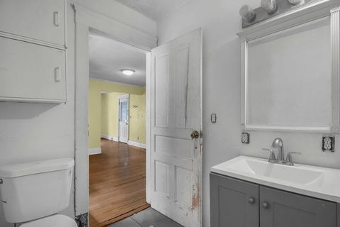 Tiny photo for 397 Arlington Avenue, Newark, OH 43055 (MLS # 225044862)