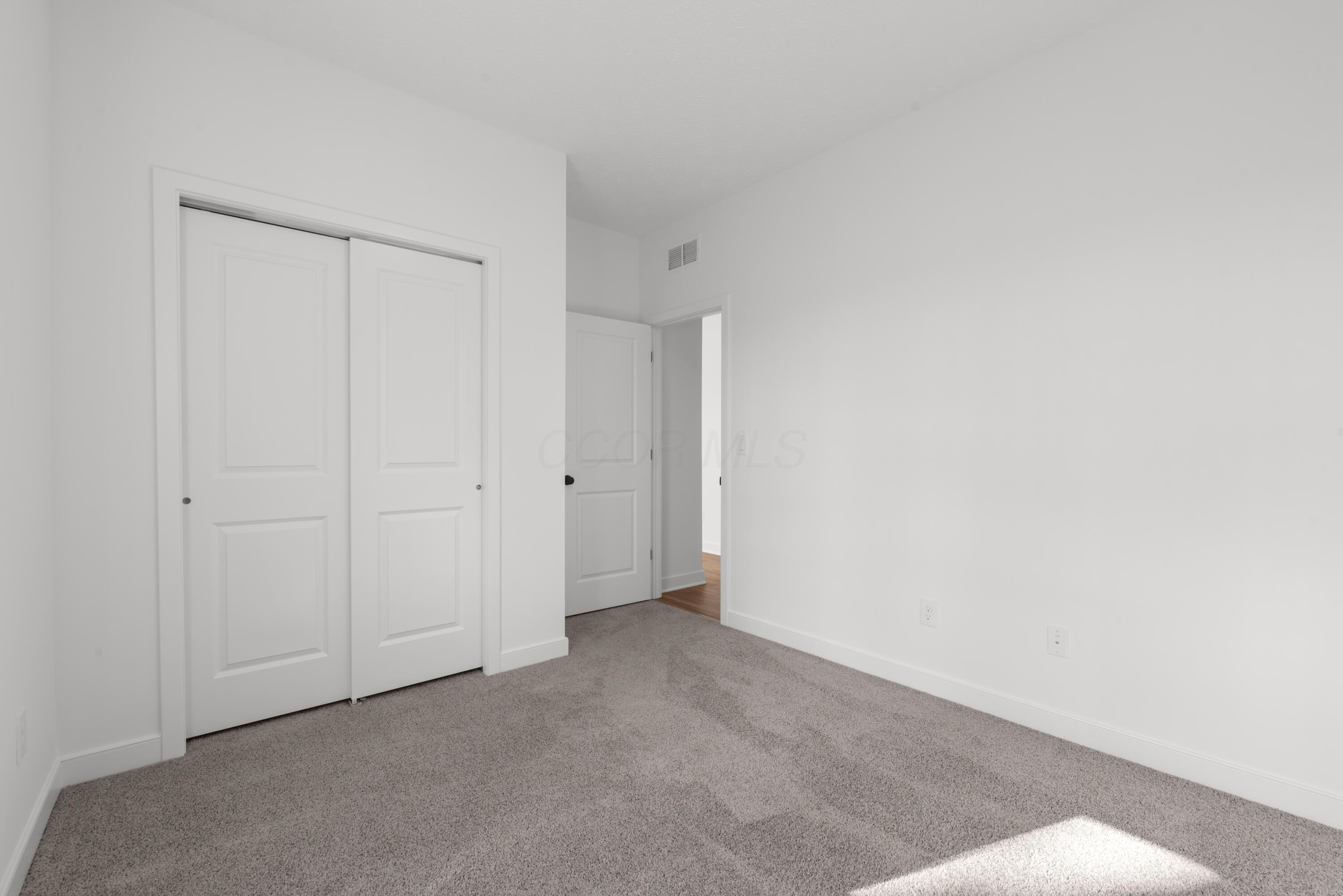 3486 Apple Valley Drive, Howard, Ohio image 19