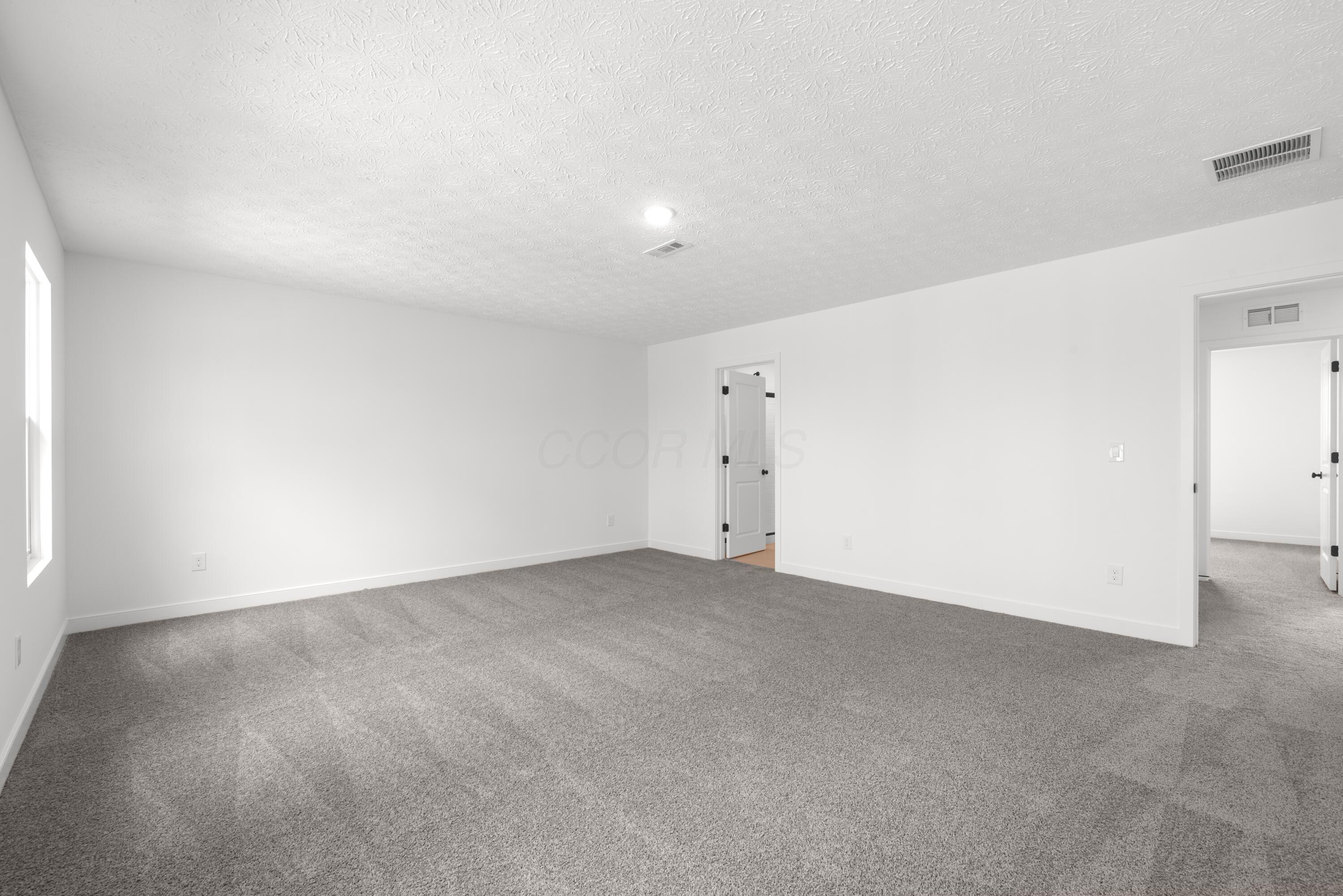 3486 Apple Valley Drive, Howard, Ohio image 23