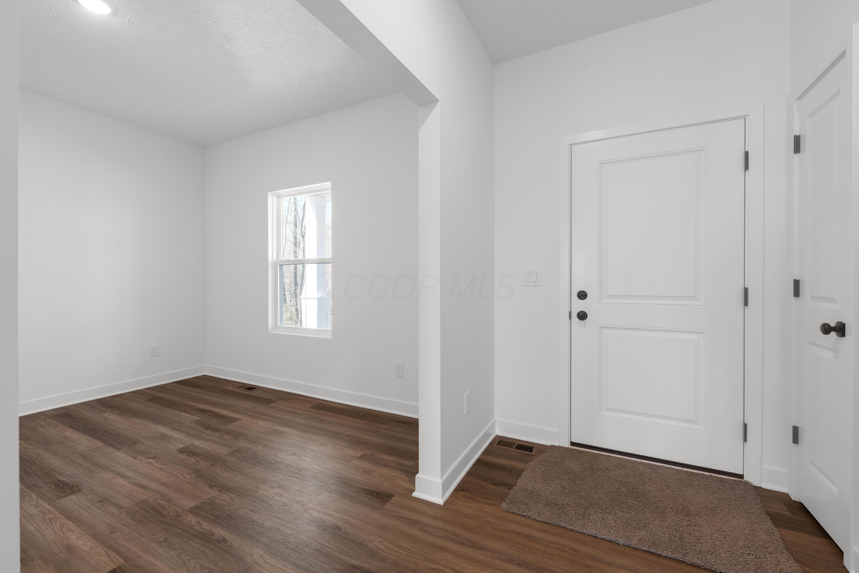 3486 Apple Valley Drive, Howard, Ohio image 3