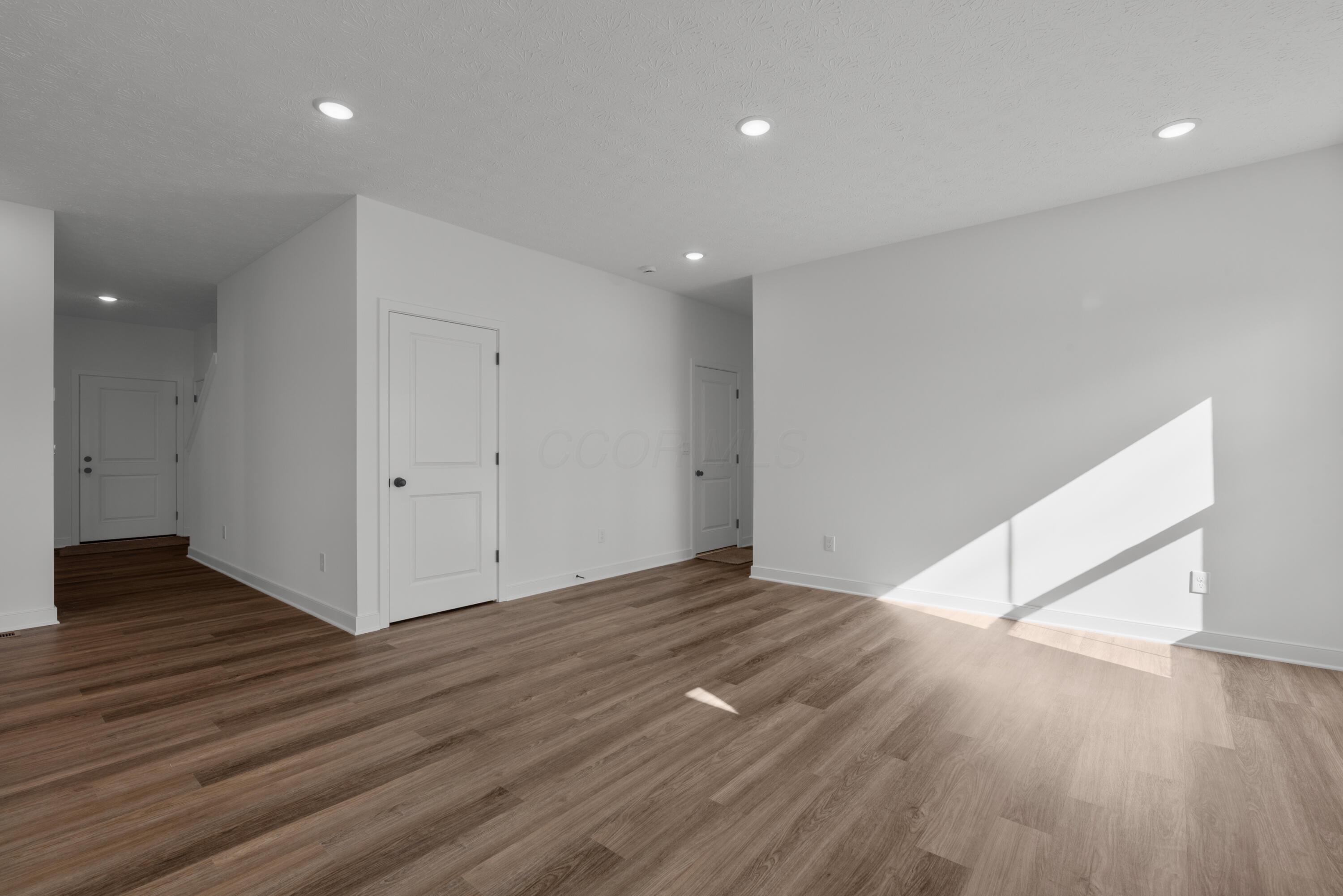 3486 Apple Valley Drive, Howard, Ohio image 13