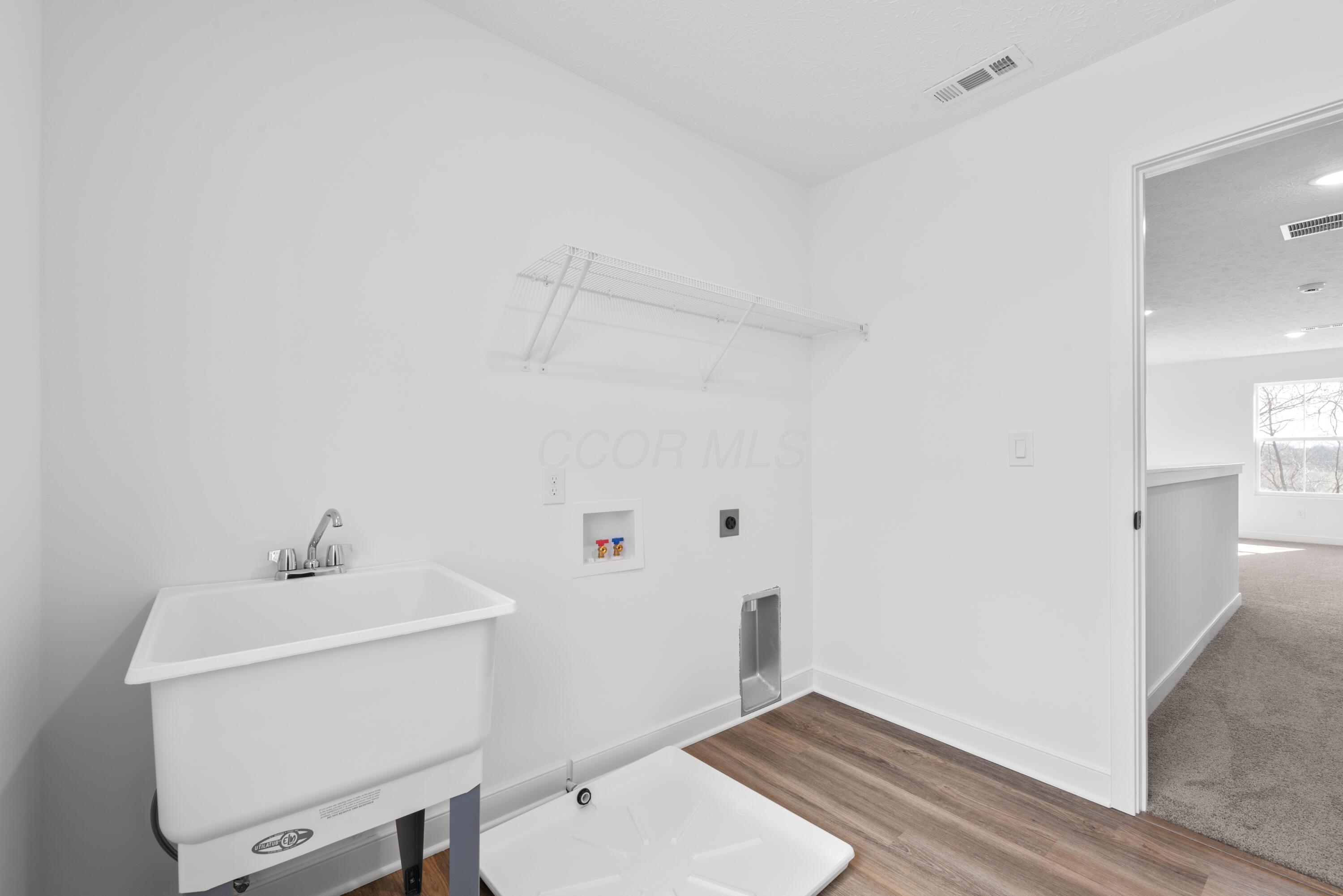 3486 Apple Valley Drive, Howard, Ohio image 33