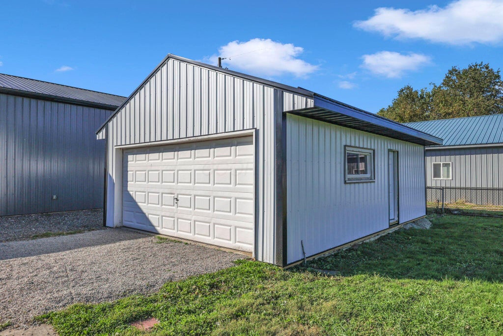 Photo of 762 McKinley Avenue, Newark, OH 43055 (MLS # 226037208)