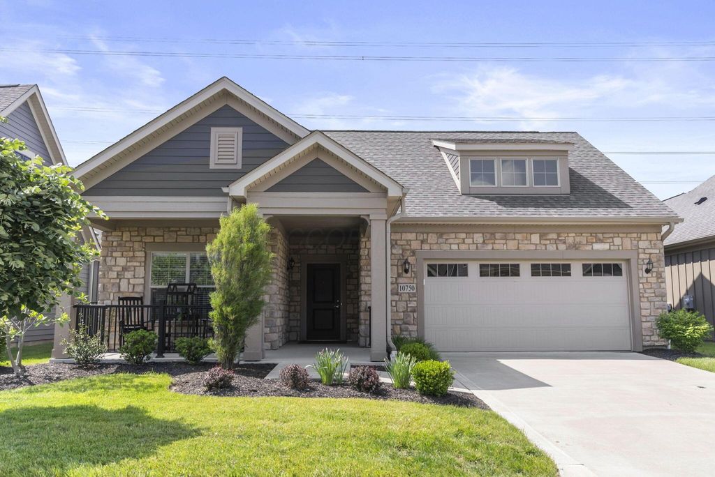 Photo of 10750 Dunraven Lane, Dublin, OH 43017 (MLS # 226017555)