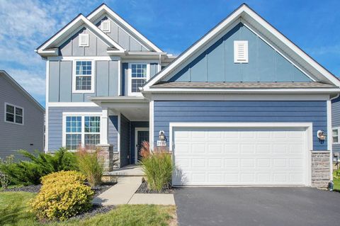 Photo of 2932 Beechwood Drive, Powell, OH 43065 (MLS # 225038604) Photo of 2932 Beechwood Drive, Powell, OH 43065 (MLS # 225038604)