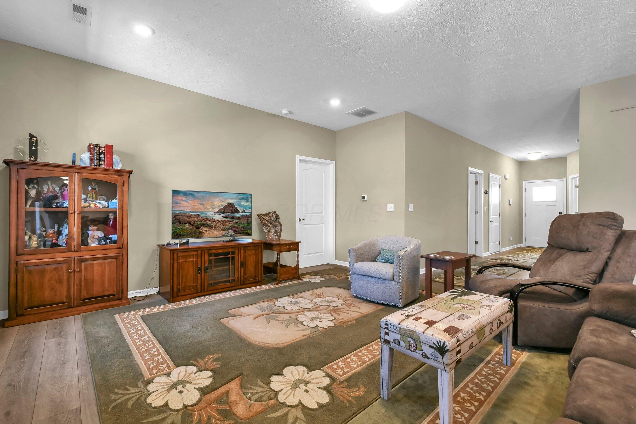 334 Mannaseh Drive, Granville, Ohio image 14