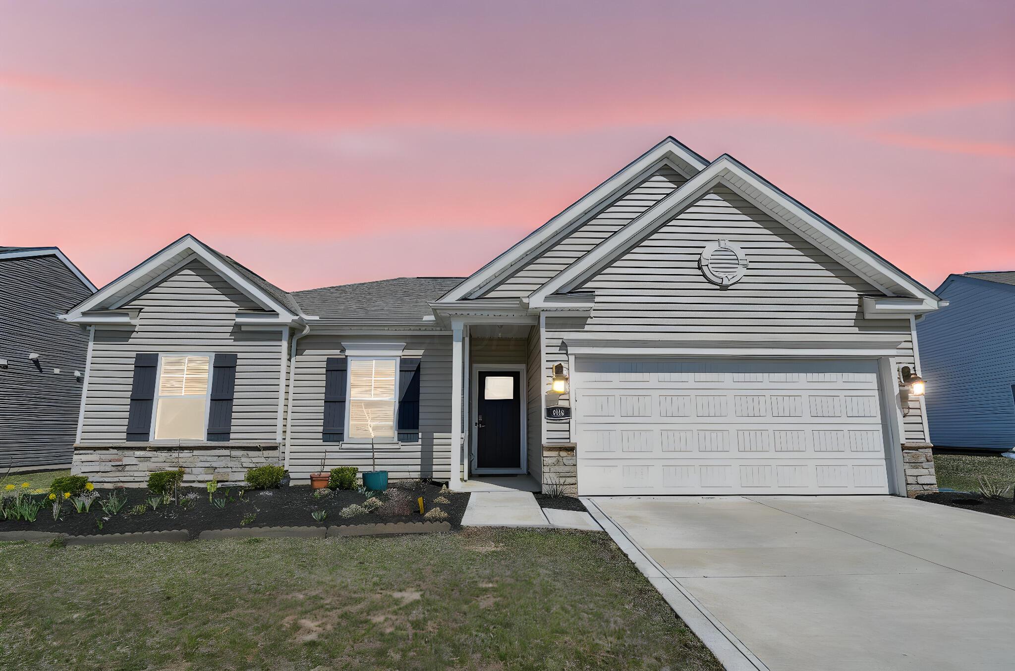 334 Mannaseh Drive, Granville, Ohio image 1
