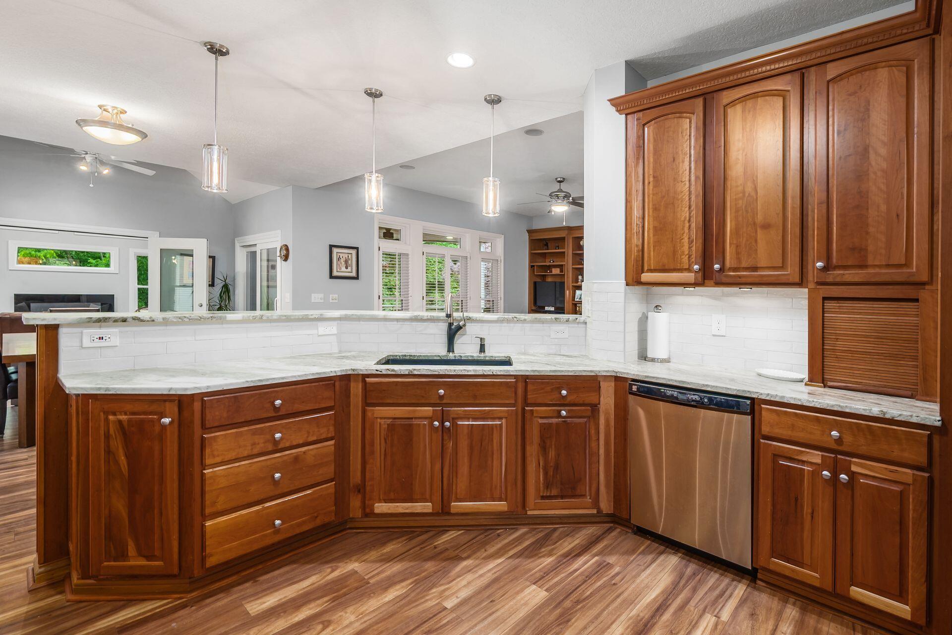 5552 Quail Hollow Way, Westerville, Ohio image 16
