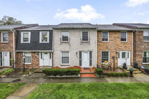 Photo of 491 Clairbrook Avenue JG3 #JG3, Columbus, OH 43228 (MLS # 225039744)