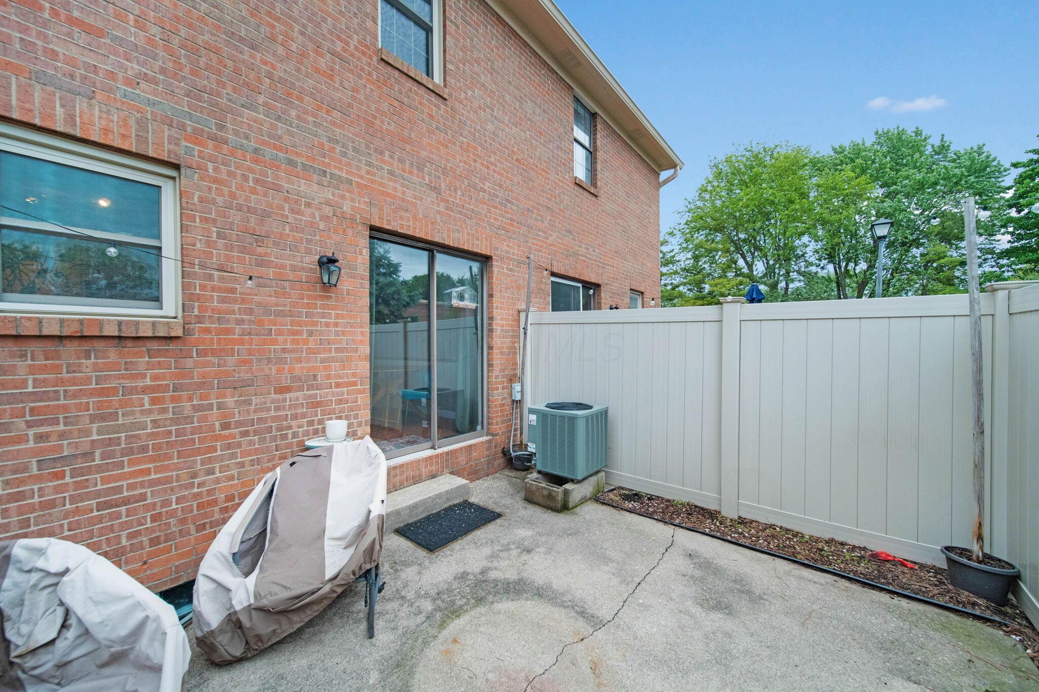 7914 Verandah Court #61, Powell, Ohio image 28