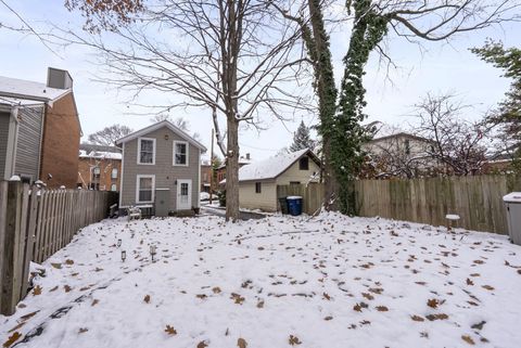 Tiny photo for 109 Price Avenue, Columbus, OH 43201 (MLS # 225044966)