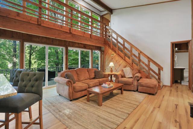 1275 Taos Lane, Sugar Grove, Ohio image 3