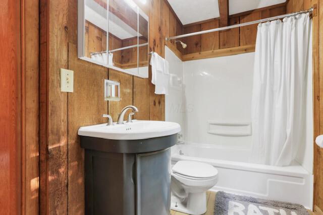 1275 Taos Lane, Sugar Grove, Ohio image 11
