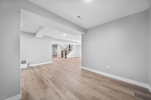 Tiny photo for 3669 Kassidy Drive, Grove City, OH 43123 (MLS # 226022815)
