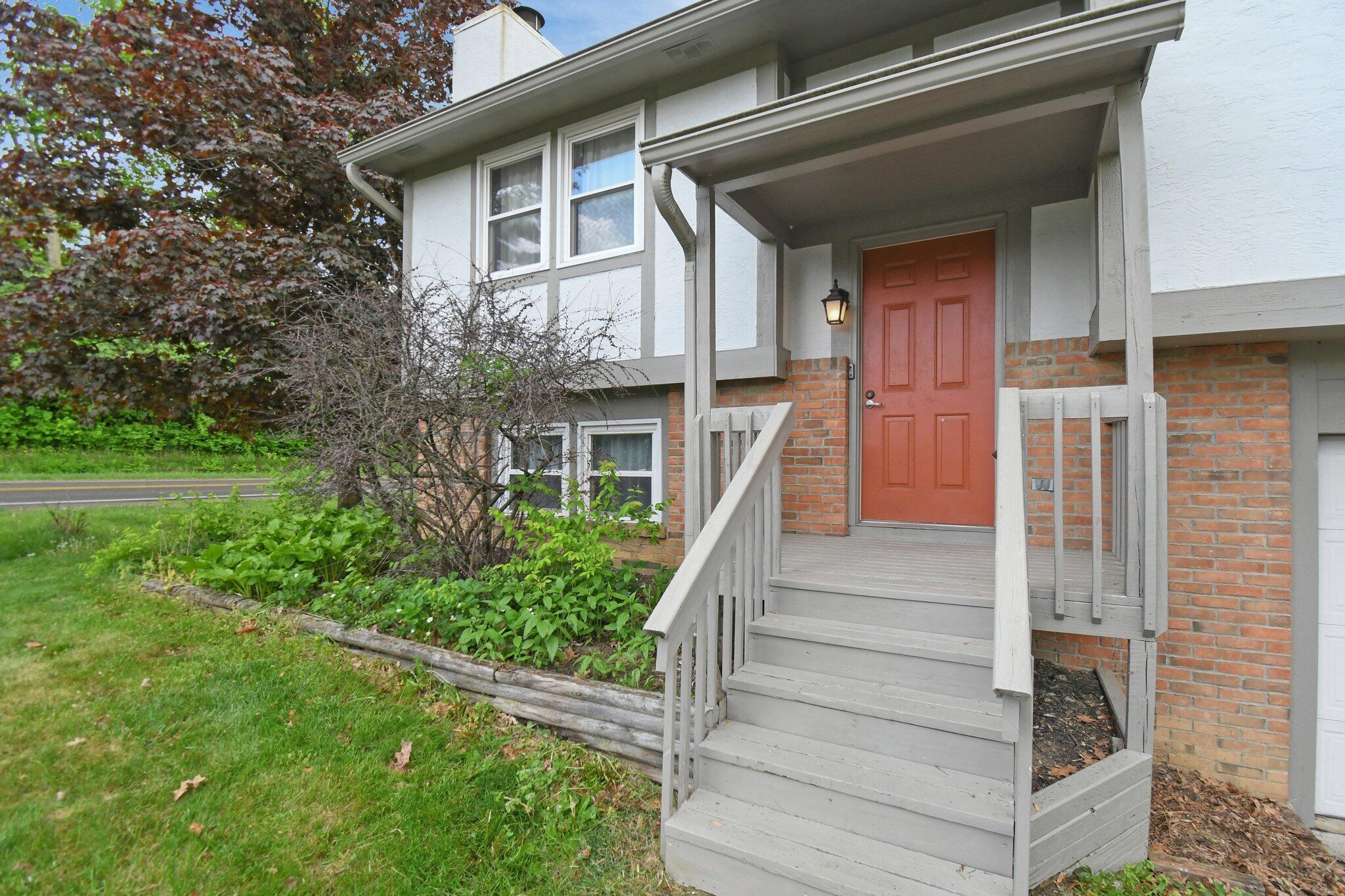 5783 Stoneshead Court, Westerville, Ohio image 2