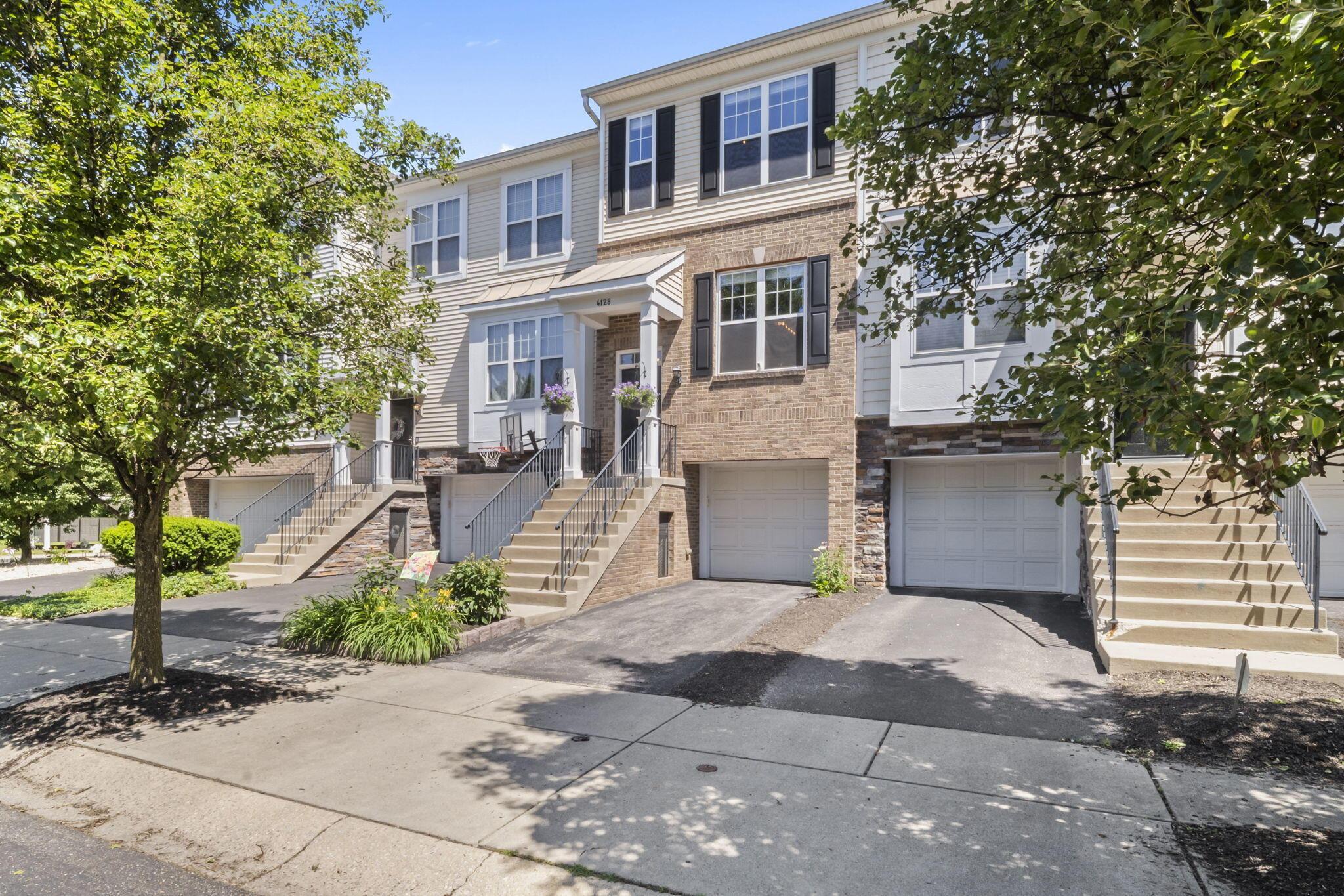 W　7 43219 Homes For Sale & Real Estate | REMAX