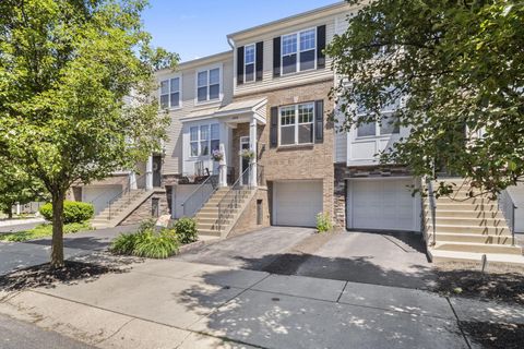 Photo of 4128 Kinnia Drive, Columbus, OH 43219 (MLS # 226020717)